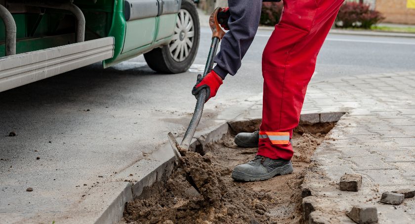 Prace remontowe na Opieńskiego