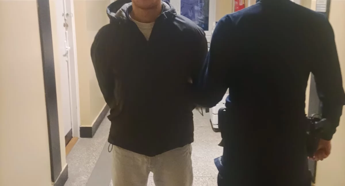 Działania służb, Mężczyzna zatrzymany pościgu garażu duża ilość narkotyków! - zdjęcie, fotografia