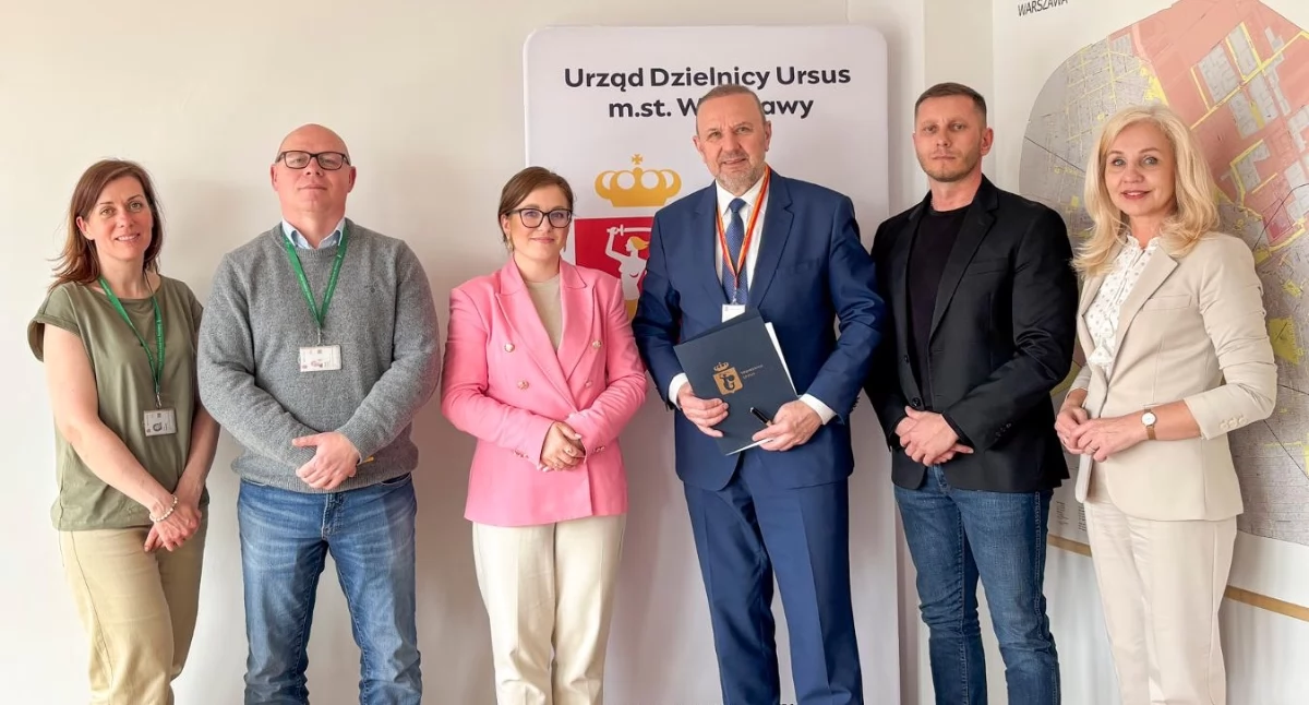 Inwestycje, Blisko szkoły Ursusie! Umowa podpisana - zdjęcie, fotografia