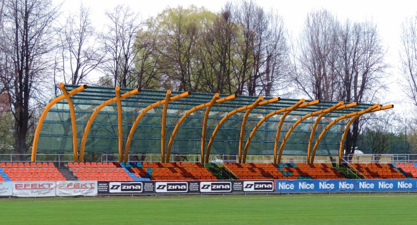 Stadion „Traktorków” w remoncie, ale dzięki budżetowi partycypacyjnemu rodzi się nowa wartość