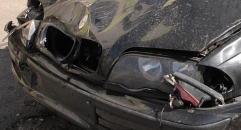 26-letnia Anna P., mając ponad 2 promile alkoholu we krwi, jechała sobie Ryżową i… bum w bmw!