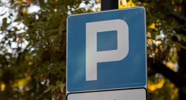 Tylko 10 minut bez opłat. Nowe zasady parkowania w centrum handlowym