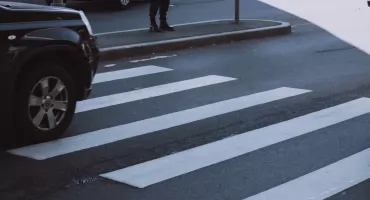 Niebezpieczne przejścia i brak parkingów. Mieszkańcy Ursusa zgłosili sprawę urzędnikom